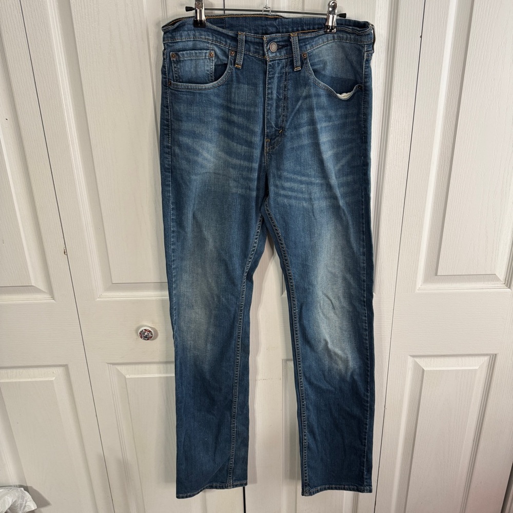 Levi’s 505 red tab straight leg jeans 32 x 34‎